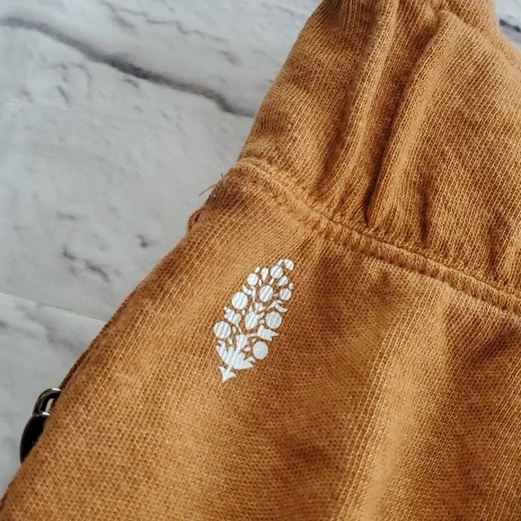 18. Free People Movement Siren Shorts Earth - Picture 4 of 17